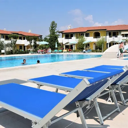 Daire Villaggio Ducale 012 *