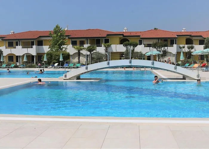 Villaggio Ducale 012 *